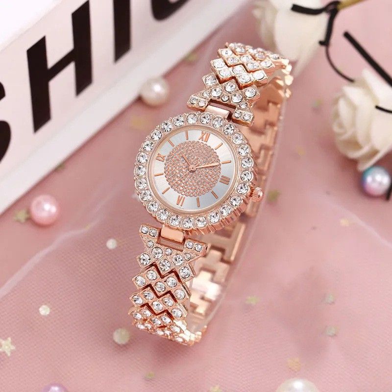 European And American Trends Trending Starry Sky New Luxury Style Small Dial Rhinestone Alloy Women's Quartz Watch_voghion.com