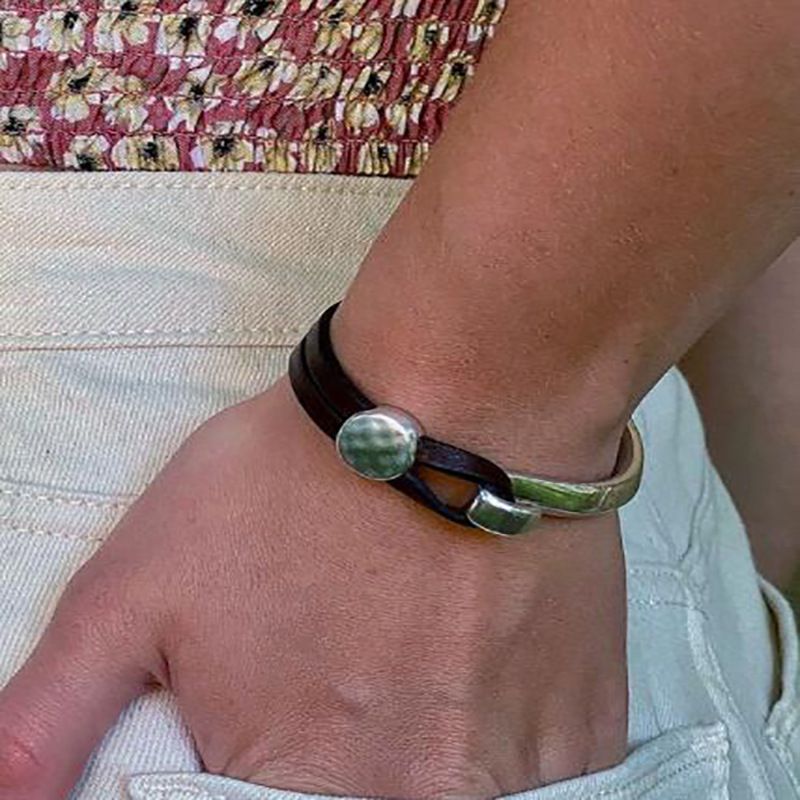 Nuovo braccialetto alla moda da uomo in pelle a doppio strato con design creativo in lega_voghion.com