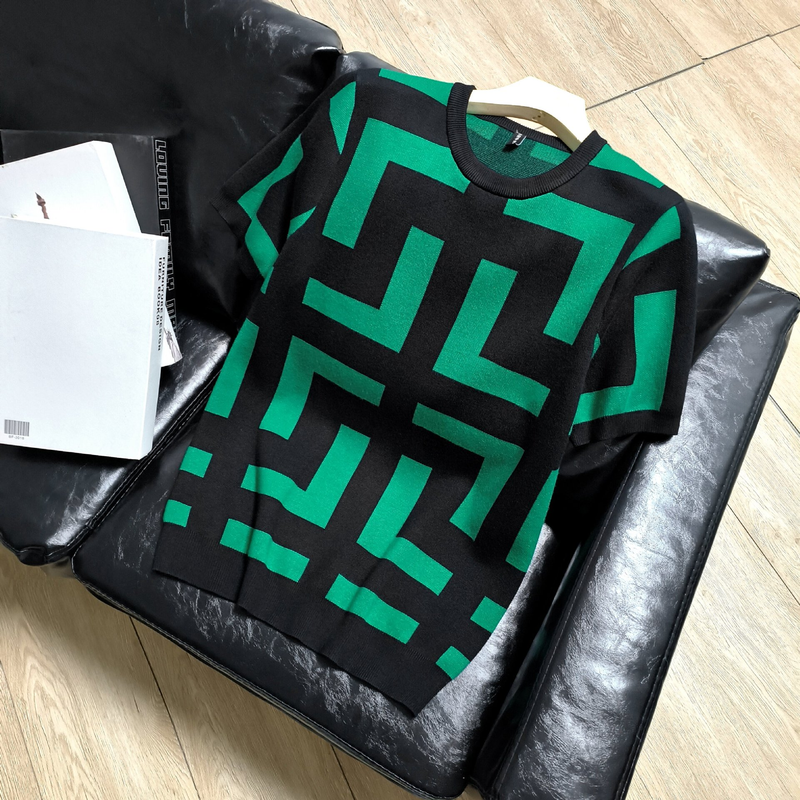 Vêtements pour hommes Nouveau automne et hiver coupe ajustée tendance de la mode haut de gamme pull pour hommes pull à col rond pull tricoté à manches courtes_voghion.com