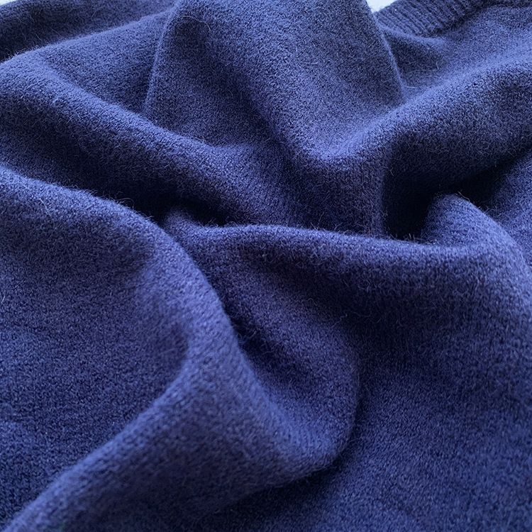 Cardigan in maglia di pelliccia di procione da donna – Maglione primaverile oversize con scollo rotondo e bottoni dorati (blu navy, nero)_voghion.com