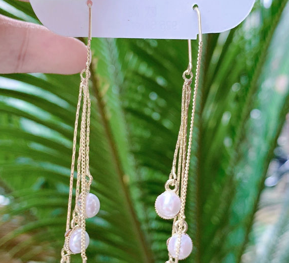 Women's Earrings Douyin same style pearl inlaid diamond earrings, high-end temperament earrings, light luxury design, anti-ear wire_voghion.com