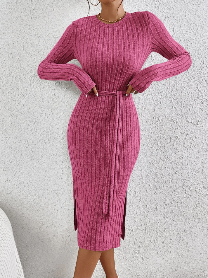 Nuovo abito da donna in maglia autunnale e invernale con scollo tondo e orlo tagliato in vita e gonna lunga a righe larghe_voghion.com