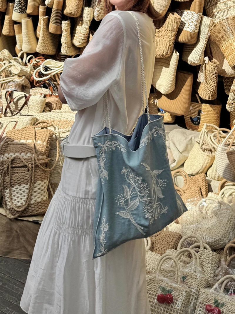Rete Reddit Stile Moda Centinaia Borsa Ricamo Colore Collisione Giuntura Tessitura Cinghia Design Borsa a Tracolla 2025 Primavera Estate Nuovo Casual Quotidiano_voghion.com
