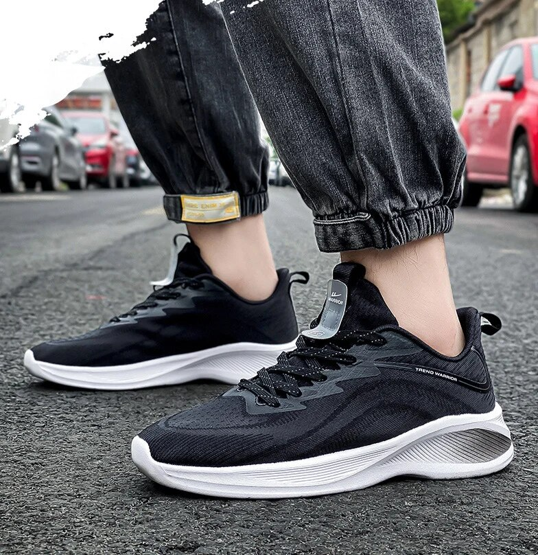 Sports 2024 New Summer Mesh Breathable Ultra Light Running Shoes _voghion.com