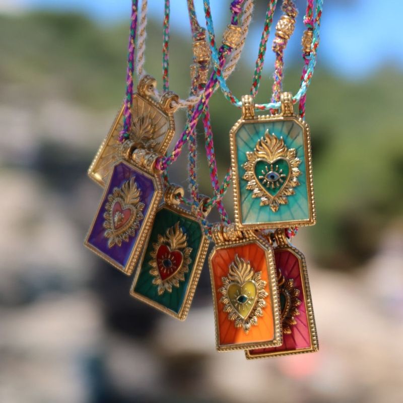 Collana con ciondolo a forma di tarocchi, semplice, con corda colorata, da donna, con perline portafortuna, placcata in oro, con conservazione del colore._voghion.com