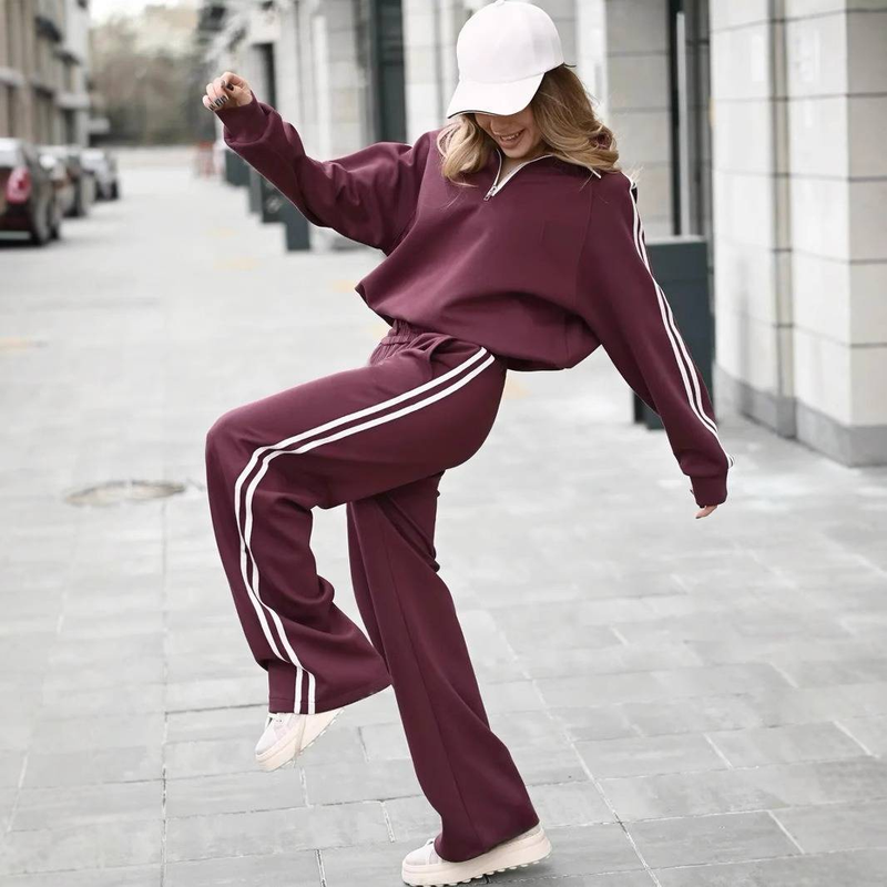 Conjunto unisex de sudadera con capucha y jogger con cordón a rayas (holgado, estilo urbano, rojo, vino, beige, azul, blanco y celeste, tallas S, M, L, XL, bolsillos laterales)_voghion.com