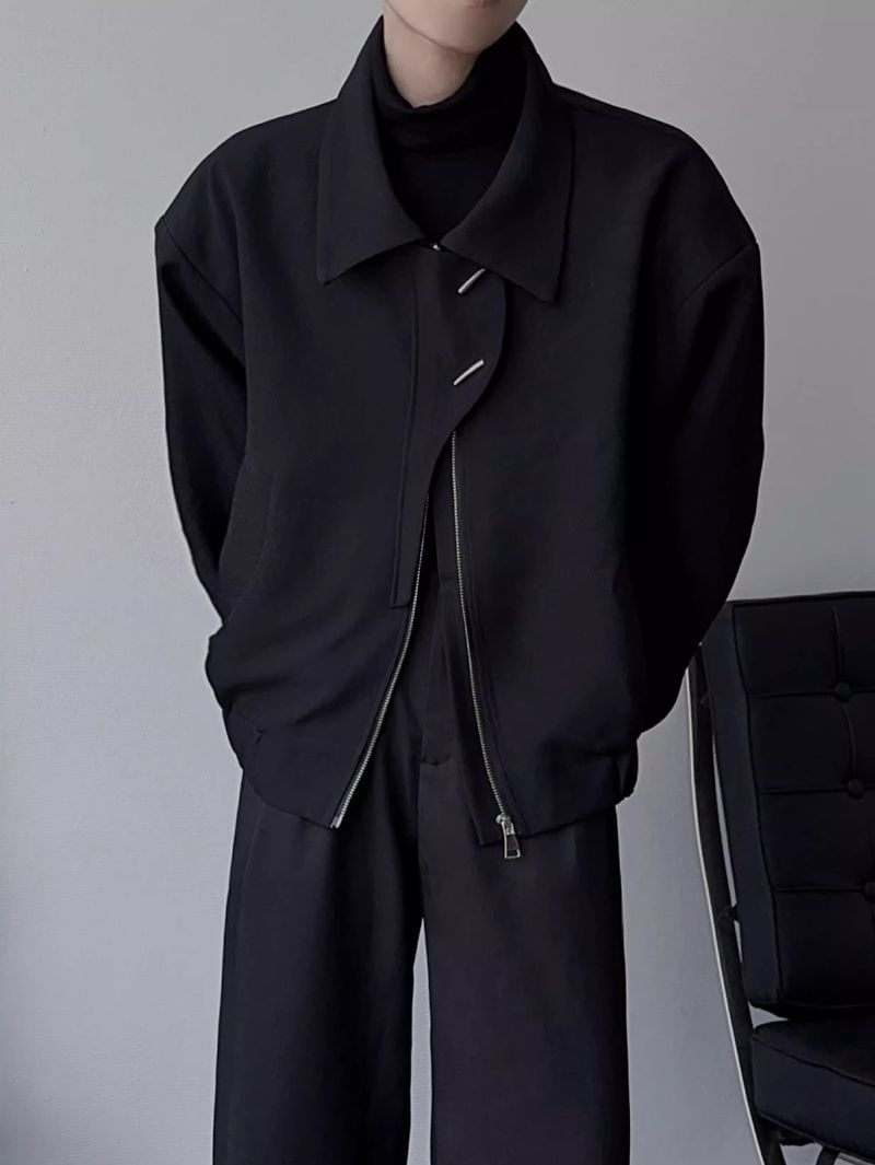 2025 Spring/Autumn New Loose Dark Style Design Wide Shoulder Flying Jacket For Men, Simple And Fashionable Flip Collar Short Long Sleeve Jacket_voghion.com