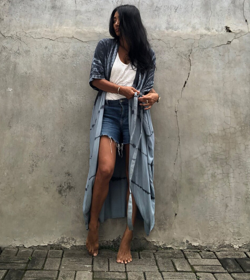 Dámské plážové bikiny s korektorem a batikovaným vzorem_voghion.com