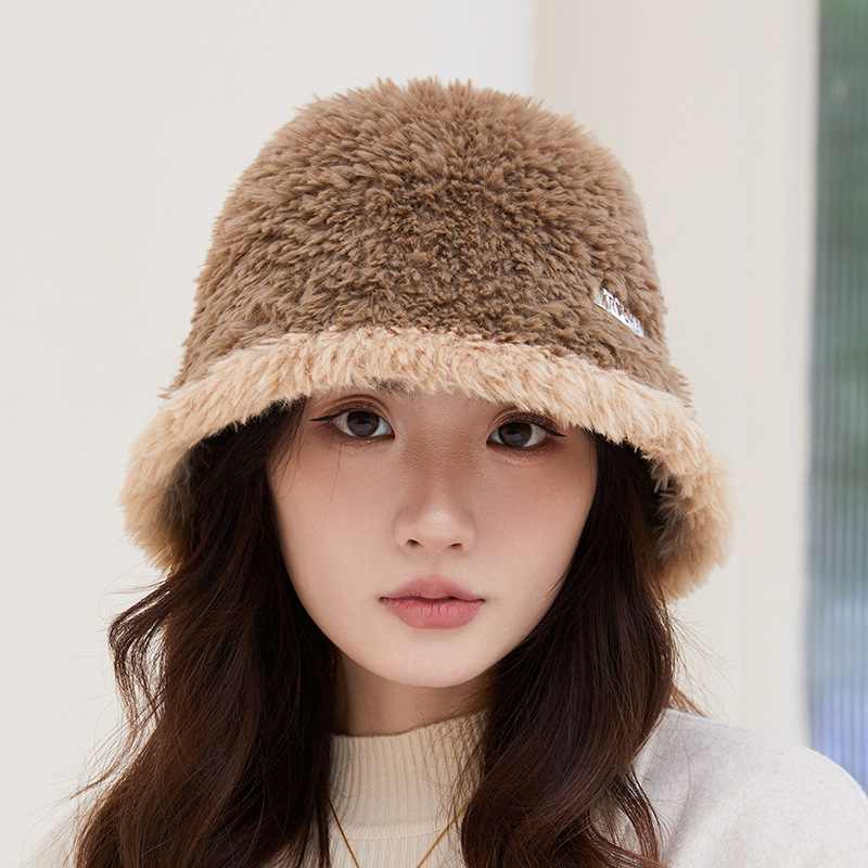 Pêcheur en peluche pour femmes, polyvalent pour mettre en valeur le visage, Protection des petites oreilles, tricoté chaud, nouvelle collection automne et hiver 2023_voghion.com