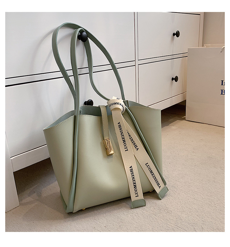 Stor taske Dame taske med stor kapacitet 2023 New Fashion Alsidig skuldertaske Commuter Tote Bag_voghion.com