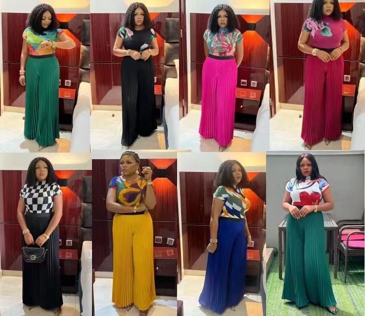 Women's Clothing Print Short Sleeved Wide Leg Pants Two Piece Suit_voghion.com