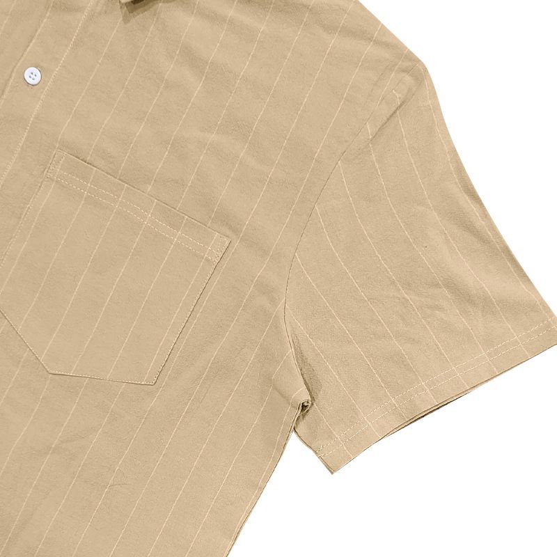 Completo da uomo con camicia a maniche corte a righe in lino e pantaloncini casual - Completo estivo traspirante per spiaggia e viaggi. Set da uomo_voghion.com
