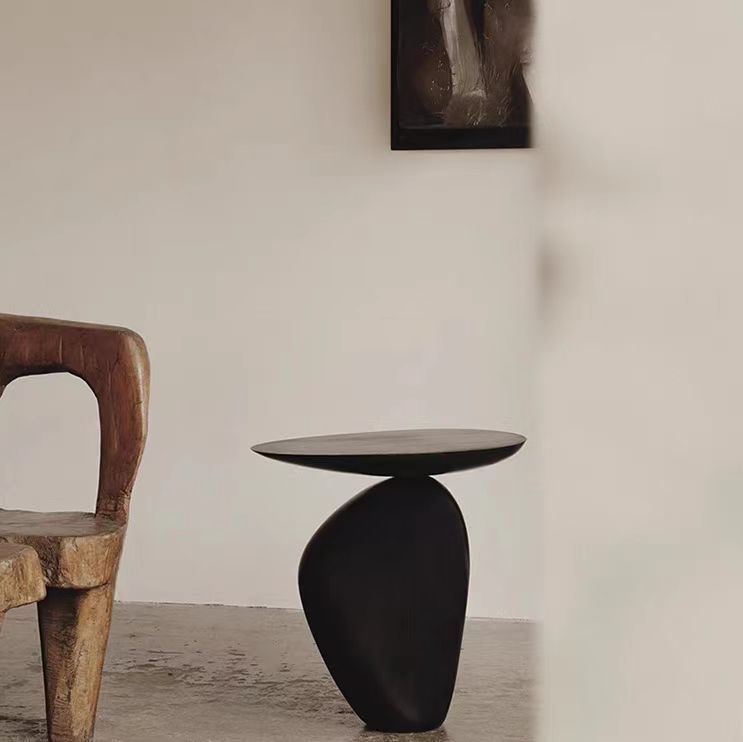Style Wabi-Sabi postmoderne côté galet noir célébrité Internet forme irrégulière créative maison salon chambre_voghion.com