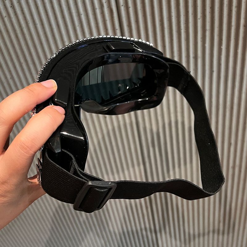 New Rivet Punk Trendy Sandproof Dustproof Cycling Glasses Large Frame Sponge Ski Goggles_voghion.com