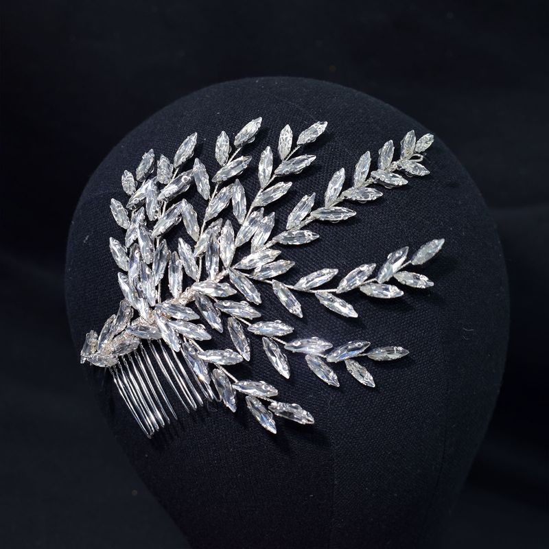 Νυφική χτένα μαλλιών με μακρύ κλιπ στρας, νυφικό, κόμμωση, πλαϊνή χτένα, κομμάτι μαλλιών_voghion.com