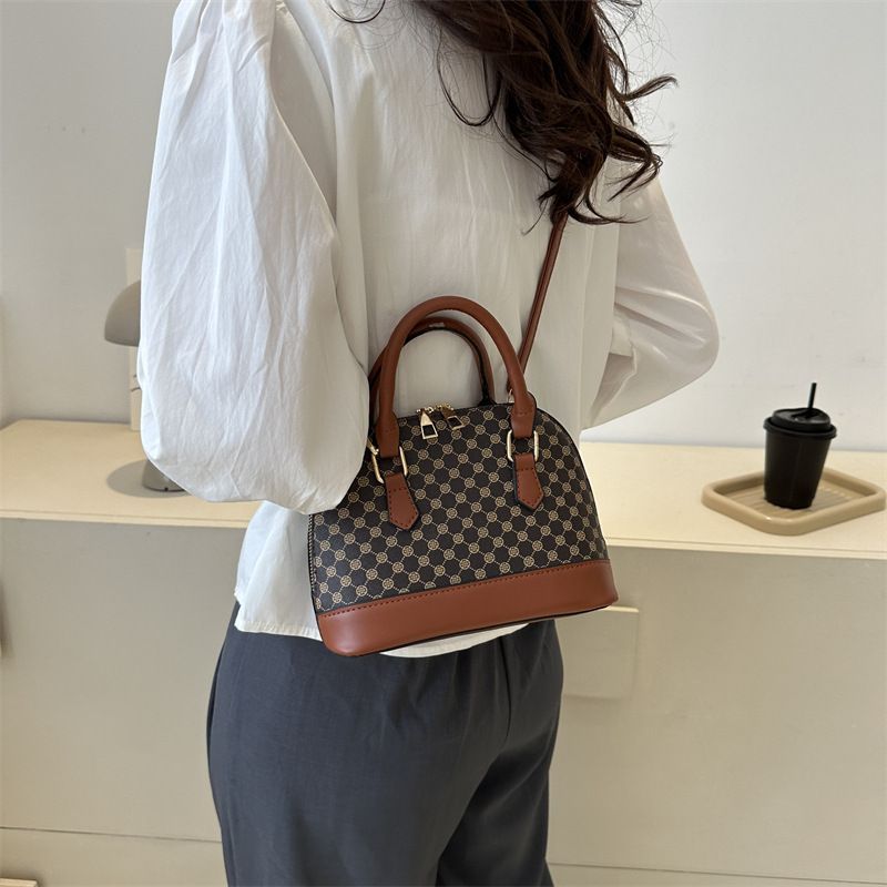 Versatile Lingge Shell for Women Bags 2023 Summer New Fashion Splicing Single Shoulder Crossbody Bag_voghion.com