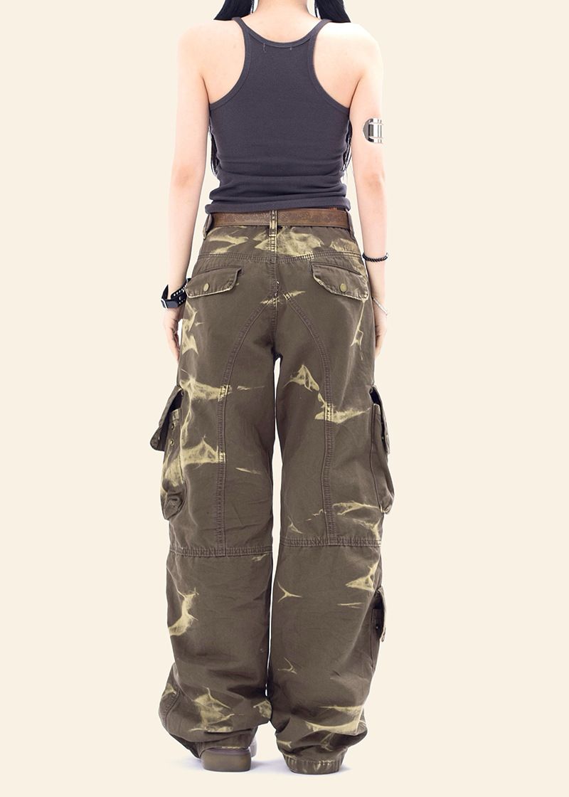 Herrenbekleidung High Street Hip Hop Vibe Schlanker Funktionsoverall für Damen und Herren mit Retro-Flammendesign und locker ausgestellter Jeanshose_voghion.com