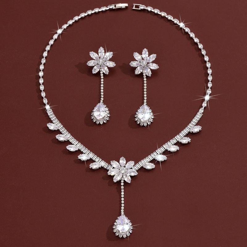 Women's Jewelry Set Fashion Trend Zircon Luxury Necklace Earrings Set Hot Style Wearing Skirt Pink Flower Tassel_voghion.com