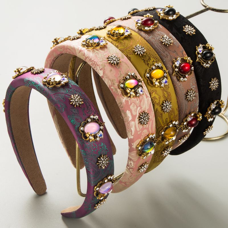 Neues Stirnband aus Satinstoff im Palaststil mit Diamanten, Perlen, Blumen und hochwertigen Bankett-Haaraccessoires_voghion.com