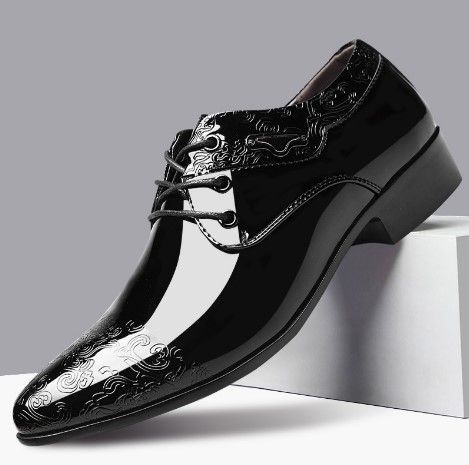 Neue, glänzende Business-Kleiderschuhe aus Leder, modische Freizeitschuhe in Übergröße für Herren, verschleißfest und atmungsaktiv_voghion.com
