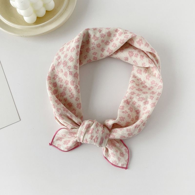 Pañuelos cuadrados pequeños de algodón para mujer, nuevos estilos de verano, pañuelos para la cabeza versátiles de moda, algodón con estampado digital y_voghion.com