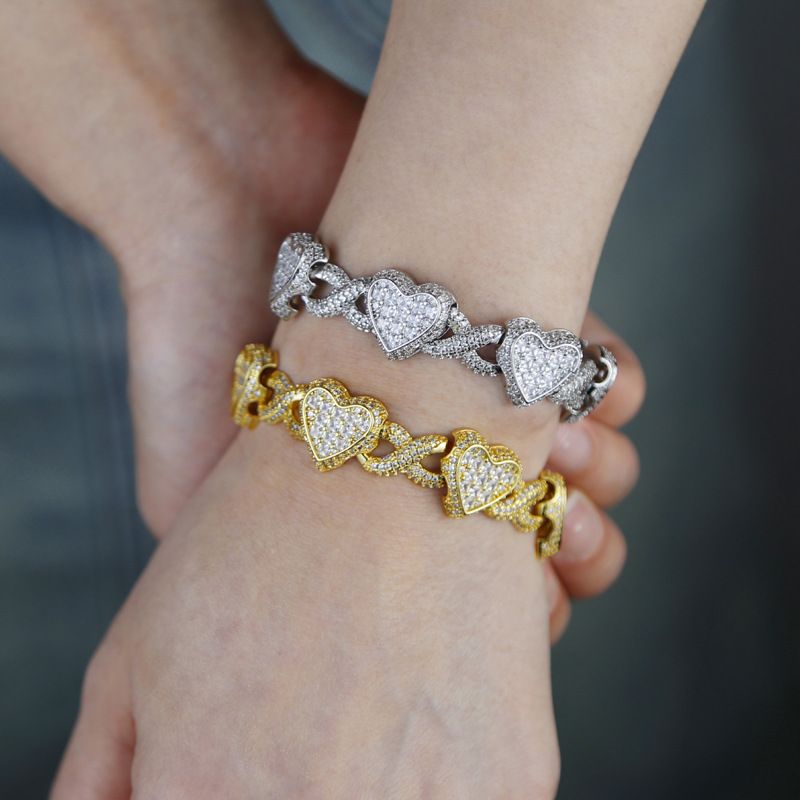 Bracelet tendance hip-hop en forme de cœur avec zircon cubique en forme de 8 pour femme_voghion.com