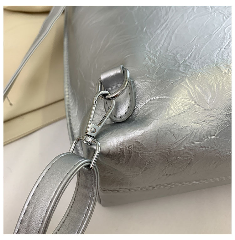 Bag Women's Bag New Retro One Shoulder Crossbody Handbag Large Capacity Original Small Design Backpack_voghion.com