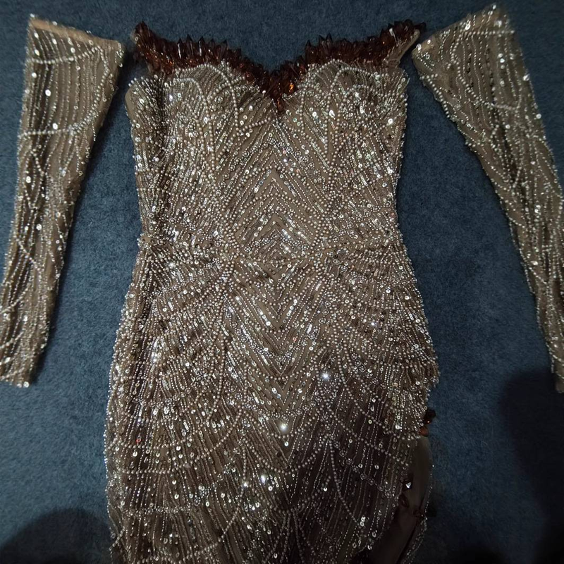 Elegante abito da sera a sirena con spacco profondo per banchetti e serate di gala – Abito formale aderente in spandex elasticizzato con dettagli di perline_voghion.com