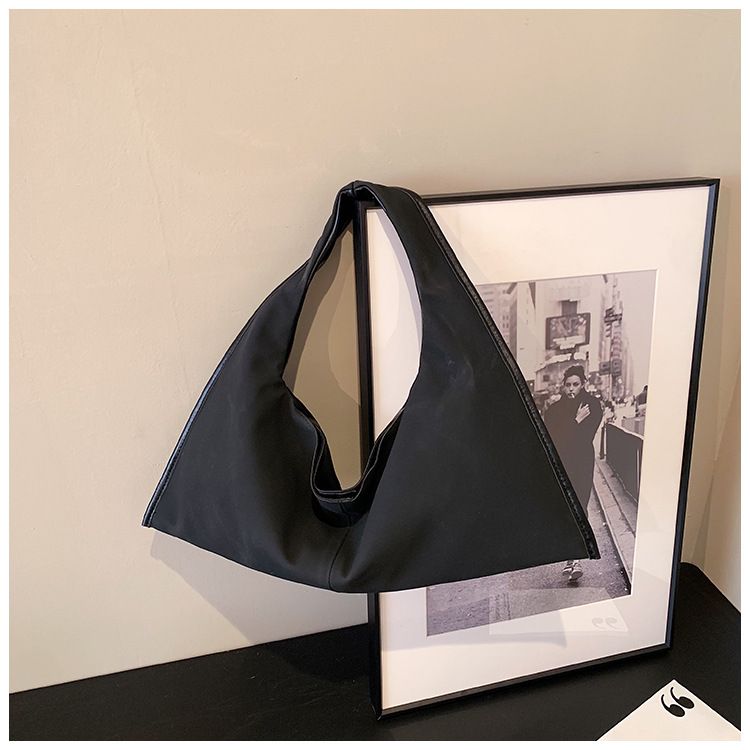 Borsa a tracolla da donna, borsa a tracolla, borsa triangolare da donna, borsa in pelle scamosciata bifacciale in alce, borsa da ascella retrò, semplice e portatile, Jiaozi._voghion.com