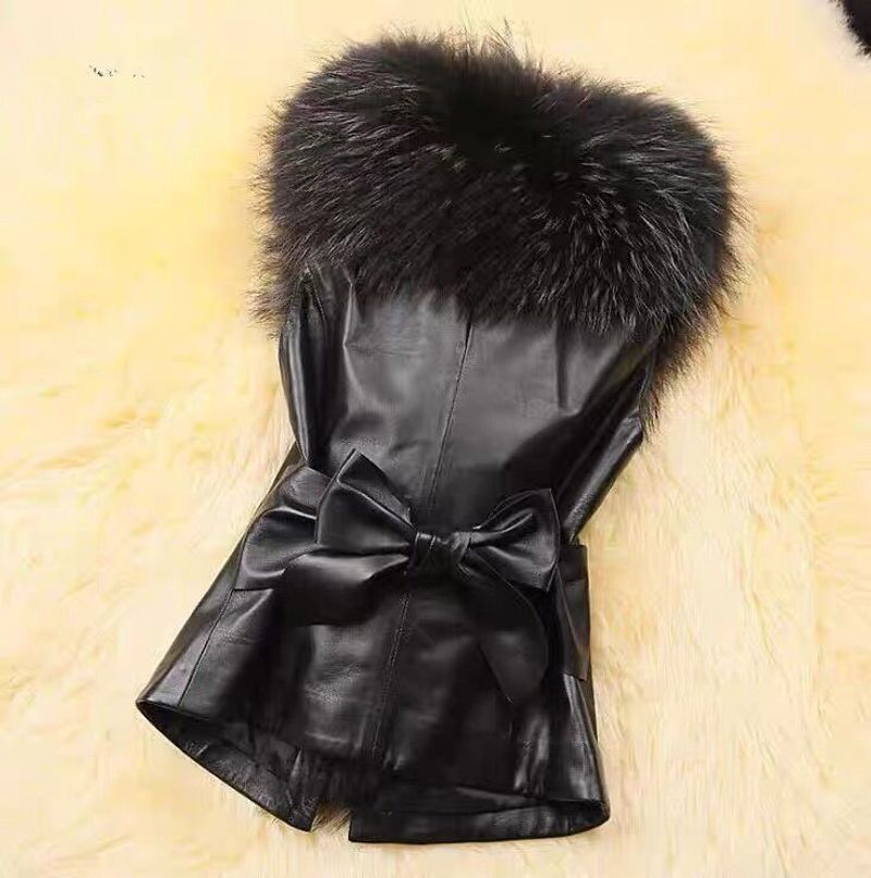 Kleeder Hierscht a Wanter Damen Waschbierkragenjacket Kuerz Slim Fit Pelzweste_voghion.com