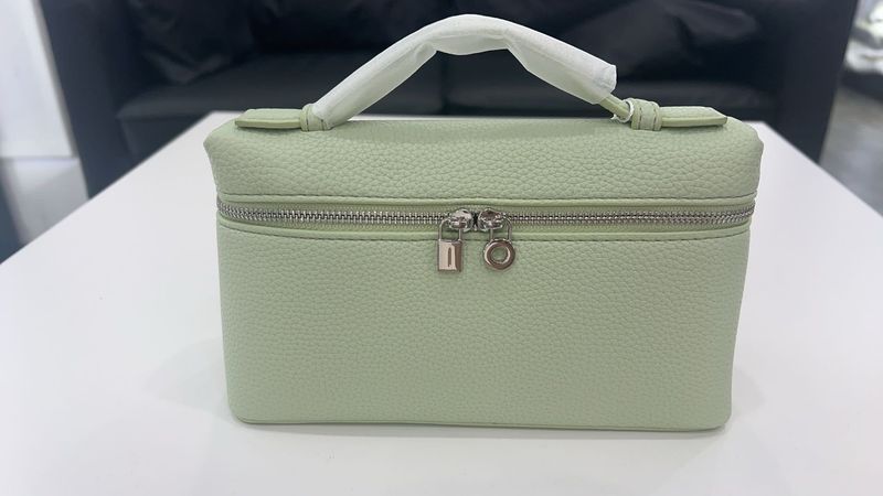 Lunchtasche, Leder, schlicht, schräges Schultergepäck, Nischentemperament_voghion.com