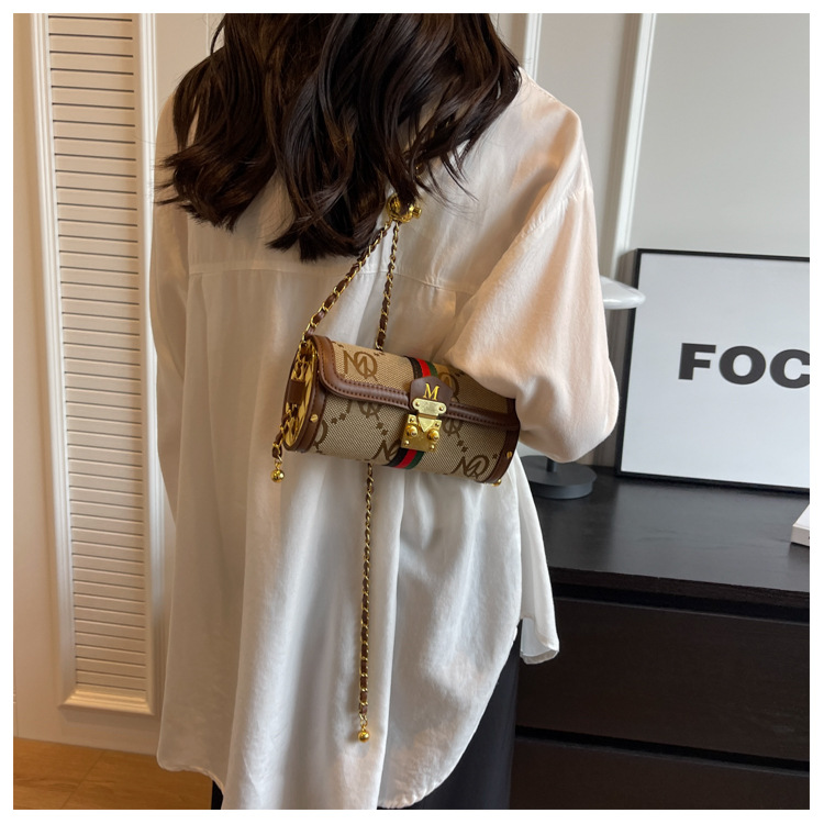 Advanced Women's Small Bag French Chain Shoulder Bag Versatile Spliced Leather Crossbody Cylinder Bag_voghion.com