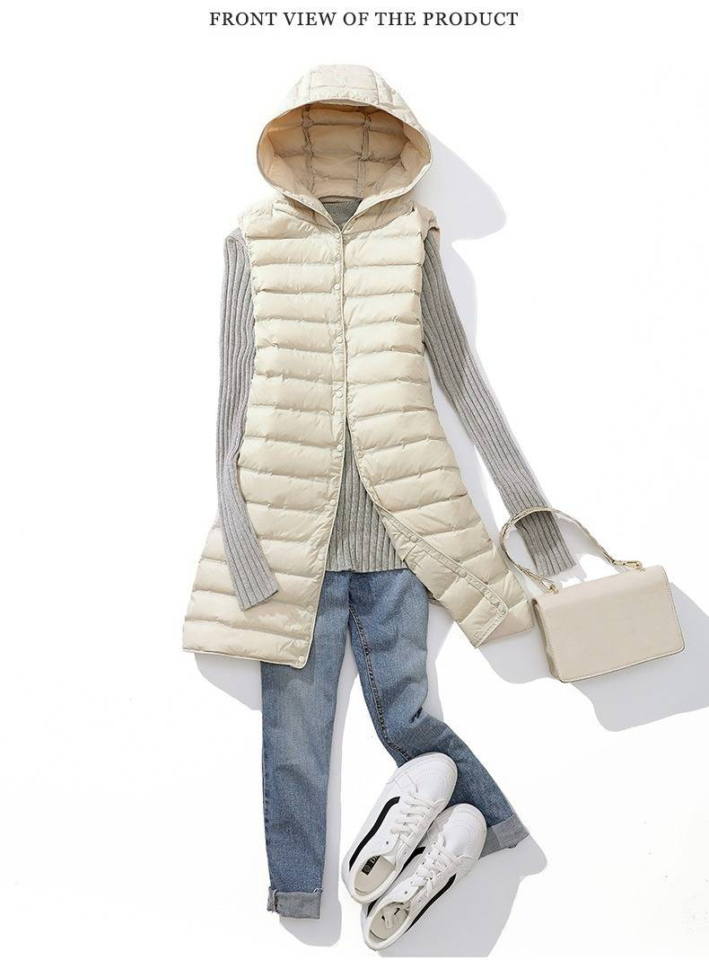 "Gilet leggero da donna slim fit in piuma d'oca, lunghezza media, con cappuccio, design laminato senza cuciture, color cachi/nero/beige"_voghion.com