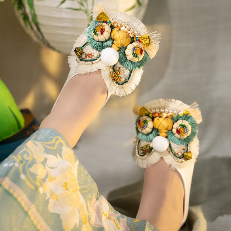 ShoeGlobe Vintage Ethnic Spring Embroidered Auspicious Handmade Slippers 2025 Tiger Head Shoes Adult Dragon Boat Festival New_voghion.com