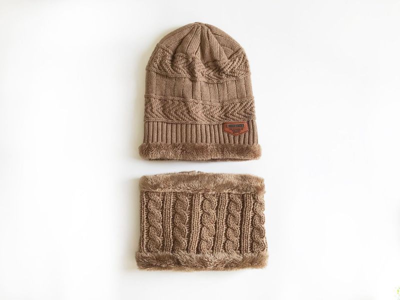 Cappello invernale da uomo alla moda per l'autunno e l'inverno, cappello lavorato a maglia da uomo, più cappello pullover e sciarpa in velluto di lana ispessita_voghion.com