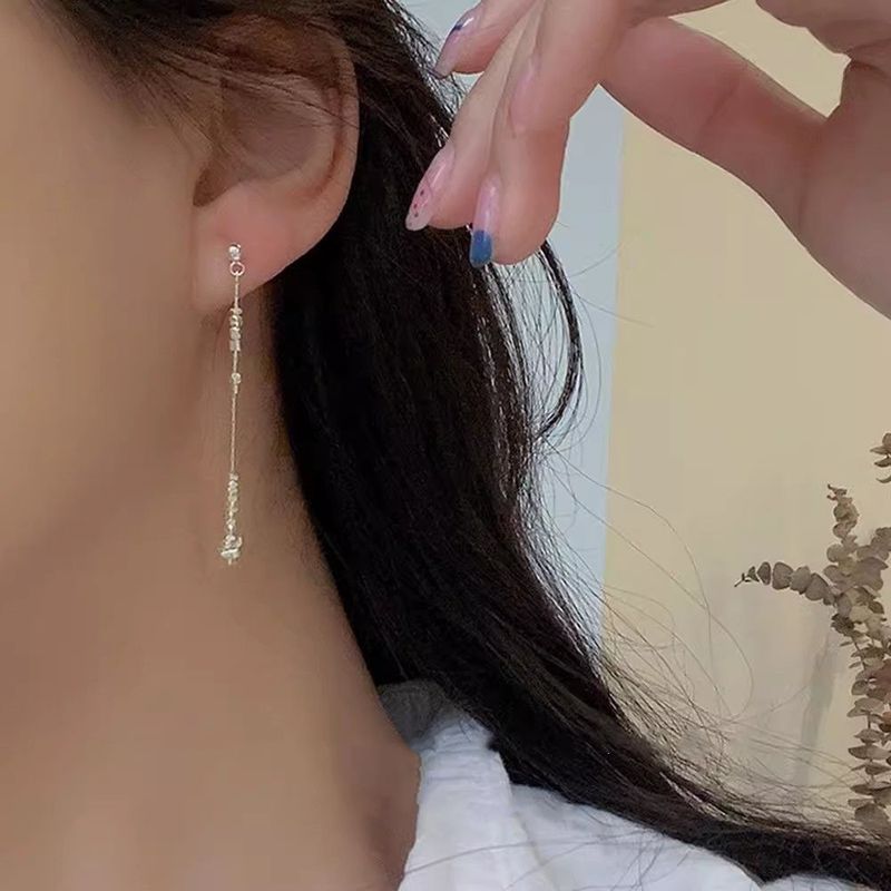 Boucles d'oreilles à pampilles en argent brisé, style chinois, « étape par étape » pour femme. Design de niche avec une touche de sophistication._voghion.com