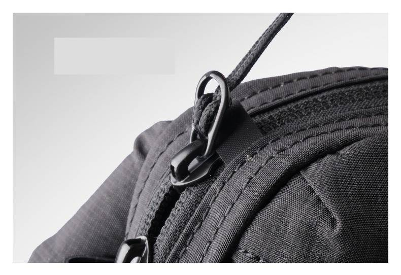 Herren-Umhängetasche, leichte Luxus-Schultertasche aus Nylon mit wasserabweisendem Design für den urbanen Streetstyle, wasserabweisende Brusttasche_voghion.com