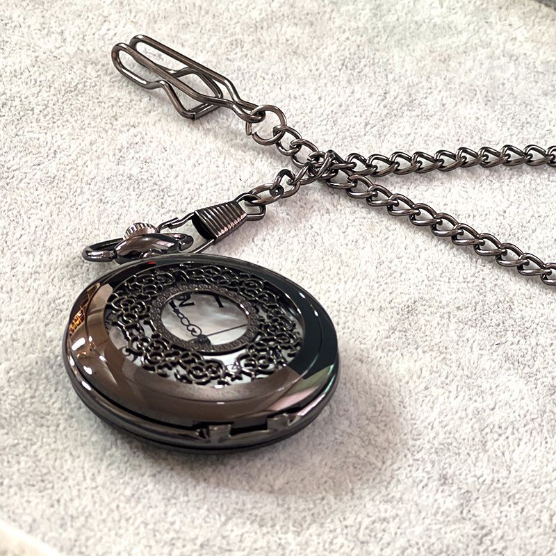 Vintage Nostalgic Flap Quartz Pocket Watch Hollow Flower Carving Necklace Antique Pendant Watch Work Daily Birthday Anniversary Valentine's Day Gift_voghion.com
