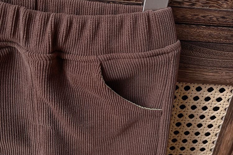2025 neue modische Kleidung für Mädchen, süßer Blumenpullover für Vorschulkinder, Weste, dreiteiliges Set für Babys im Frühling und Herbst_voghion.com