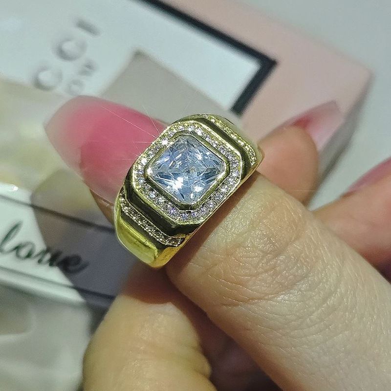 European And American New Style Wide Version Simulated Diamond Artificial Hand Inlaid Zircon Export Domineering Business_voghion.com
