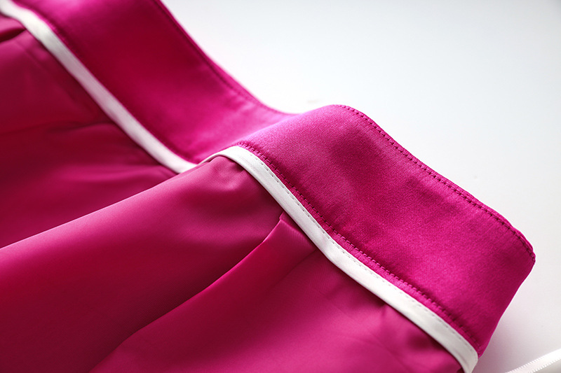 Feminino high-end francês retro primavera e verão estilo cetim brilhante nicho design terno jaqueta colete saia curta conjunto de três peças_voghion.com
