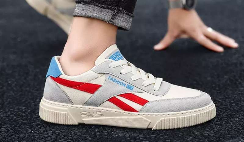Jarní 2024 Nové sportovní trendy všestranné ležérní prkno boty, elegantní plátěné pánské boty_voghion.com