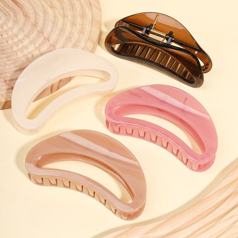 Schlichter und raffinierter Hochsteckfrisur-Krallenclip – ausgehöhlter, halbrunder, eleganter, halbmondförmiger Hai-Clip für das Styling am Hinterkopf_voghion.com