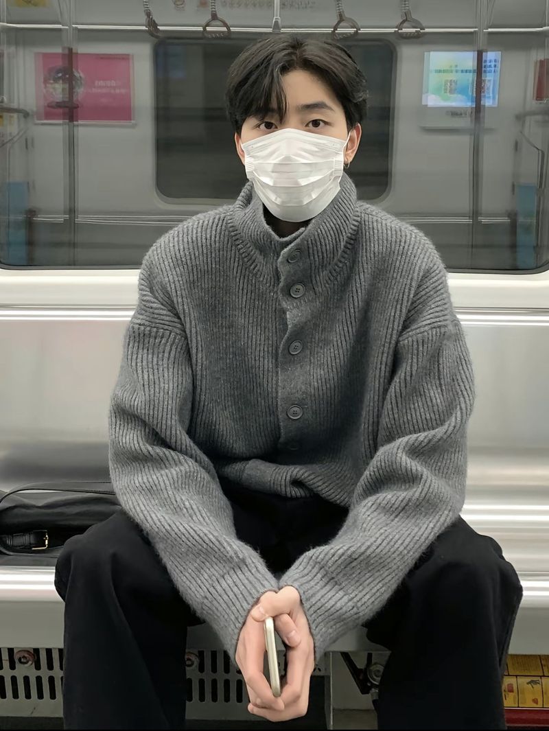 Autumn And Winter Men's Korean Lazy Style Design Sense Loose Knitted Sweater Men's Fashion Versatile Turtleneck Button Cardigan Sweater_voghion.com