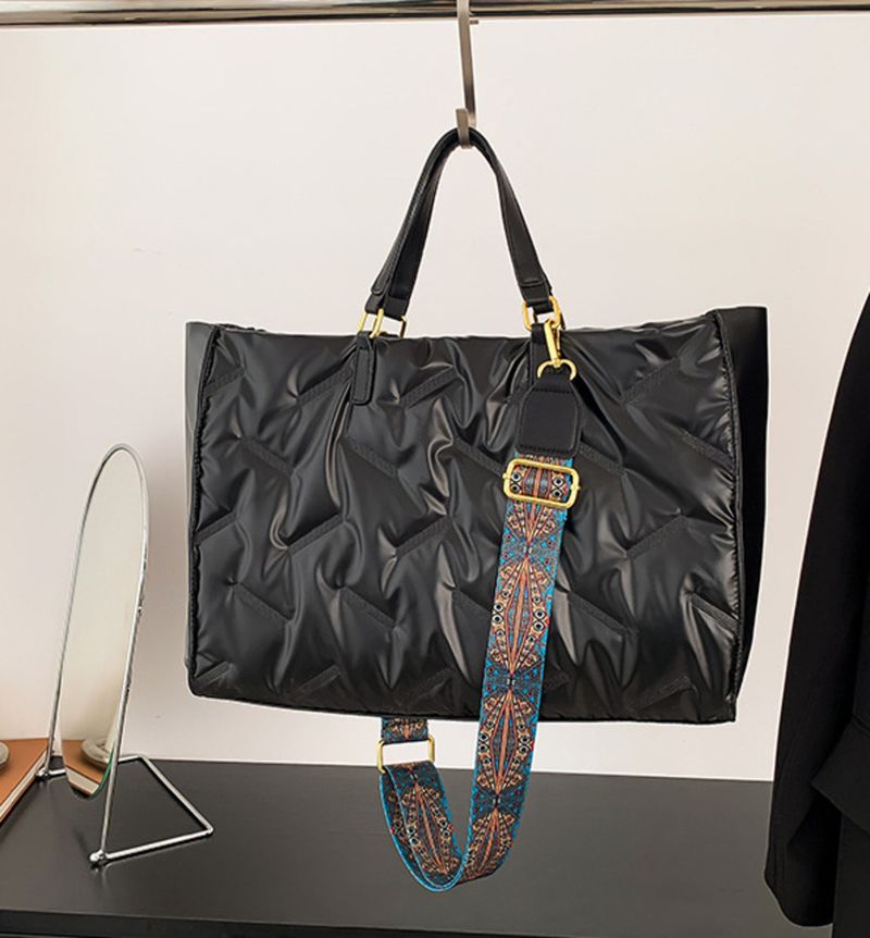 Große Freizeittasche für Damen. Neue trendige Baumwoll-Bekleidungstasche, große Einzelschultertasche, modische_voghion.com