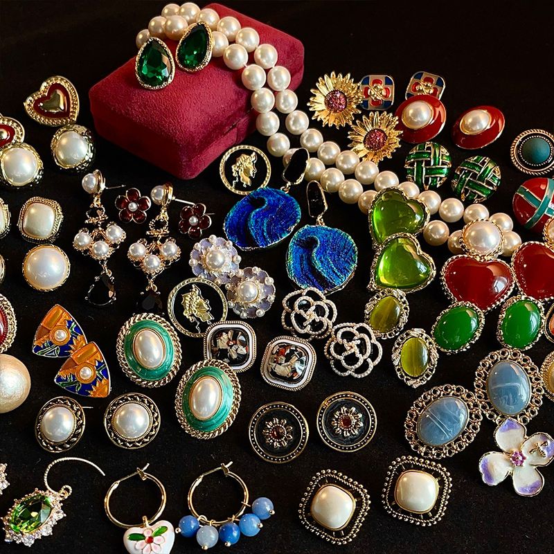 Orecchini vintage di alta qualità, di nicchia, leggeri, di lusso, alla moda, in stile metà secolo, con temperamento artistico, alla moda._voghion.com