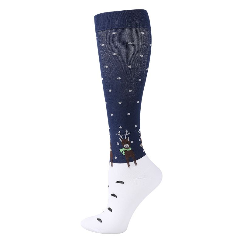 Gambe bellissime sportive di Natale, calze al polpaccio, calzini elastici, calze a compressione da uomo e da donna_voghion.com
