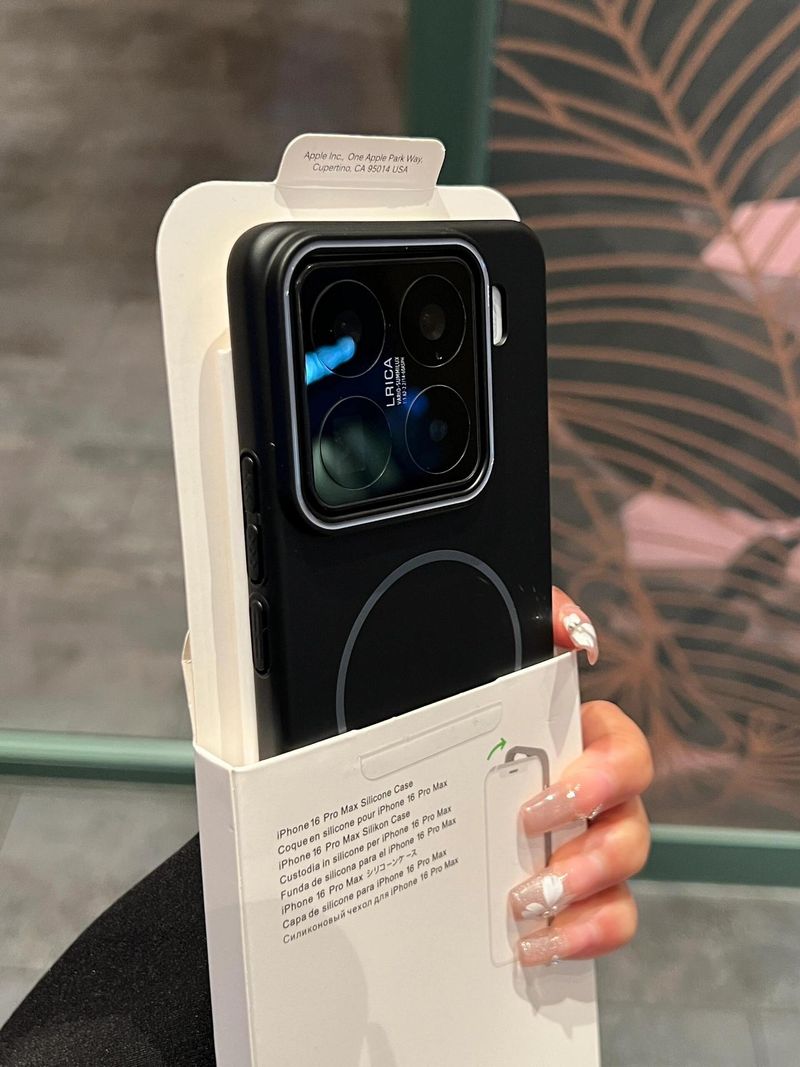 Compatible With 15 Pro Magnetic Skin-like Matte Xiaomi 14 Ultra Macaron Simple Ultra-thin PC Phone Case_voghion.com