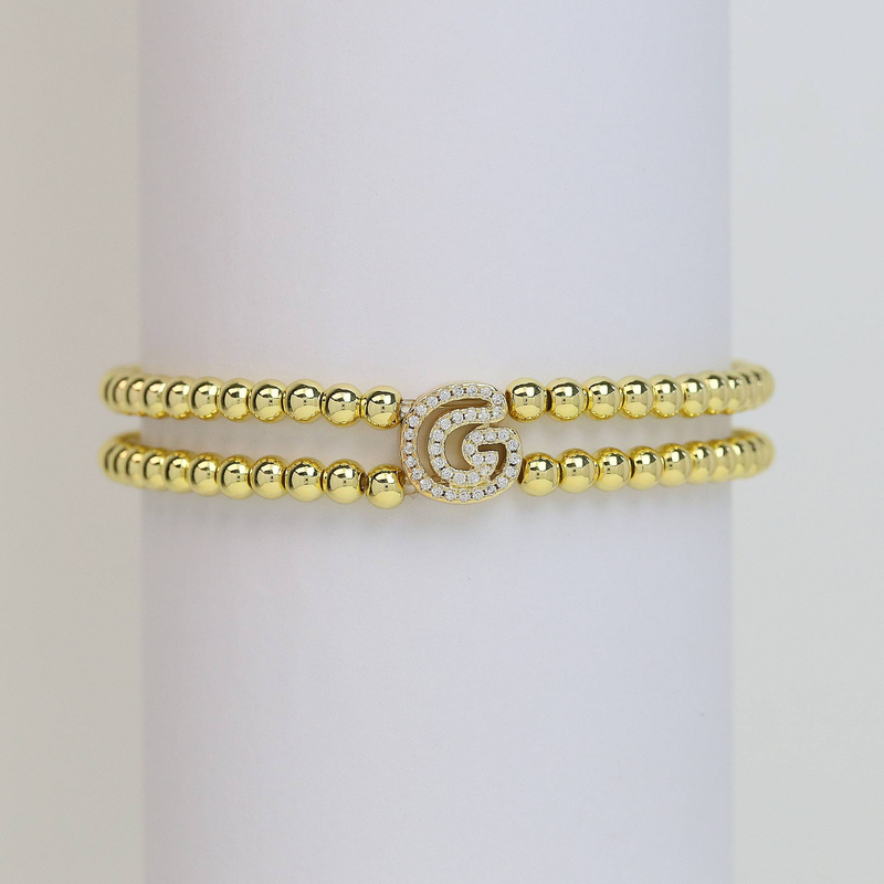 Pulseira elástica com contas de alfabeto em latão banhado a ouro 18K, joias femininas, pingente inicial estiloso, corda elástica com 26 letras, corda elástica com contas_voghion.com