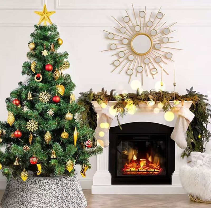 Neue Weihnachtsbaumdecke, Weihnachtsbaumumrandung, kreativ bedruckter, paillettenbesetzter 3D-Baumsockel als Dekorationselement_voghion.com